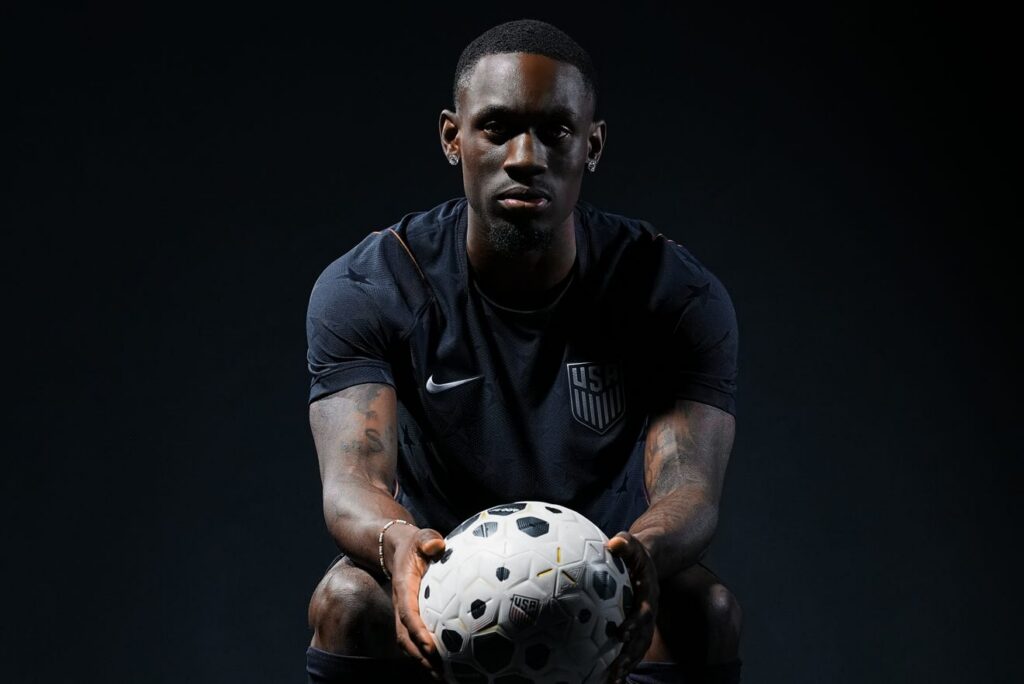 89152719007-usmnt-kit-launch-stars-4.jpgwidth1320height882fitcropformatpjpgautowebp