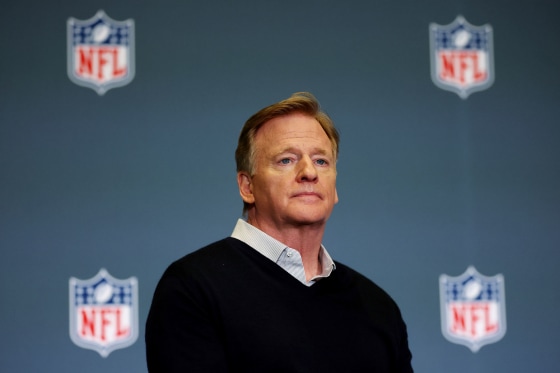 260401-roger-goodell-mn-0920-951b12.jpg