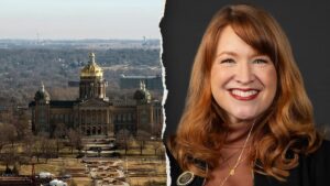 Iowa-state-capitol-and-Lindsay-James.jpeg