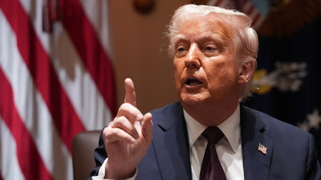 trump1.jpg
