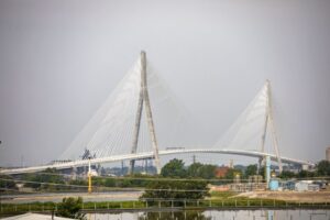 260727-geordie-howe-bridge-mn-1420-0c3bd8.jpg