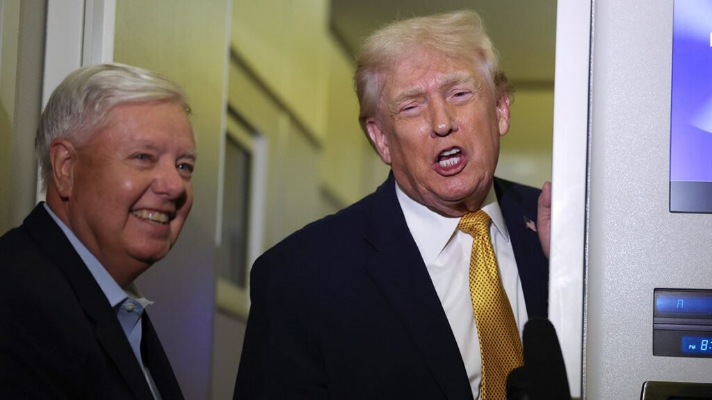 lindsey-graham-donald-trump-january-2026.jpg