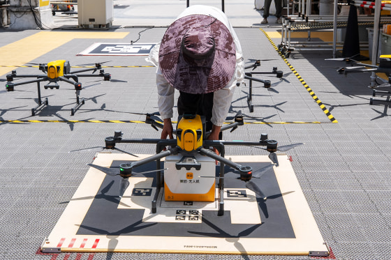 260805-shenzhen-drone-mb-1135-6146fd.jpg