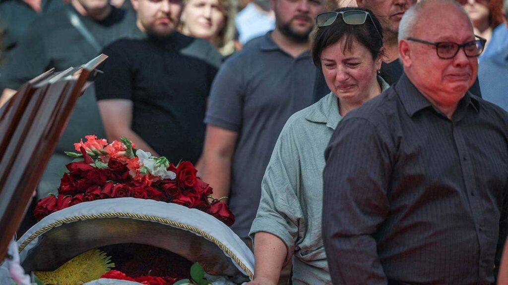 Funeral-Kyiv-Russian-Attack.jpgve1tl1
