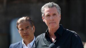 newsom-tarriff-event-gettyimages-2210604711.jpg