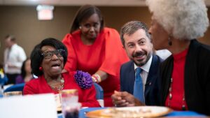 pete-buttigieg-naacp-south-carolina.jpgve1tl1