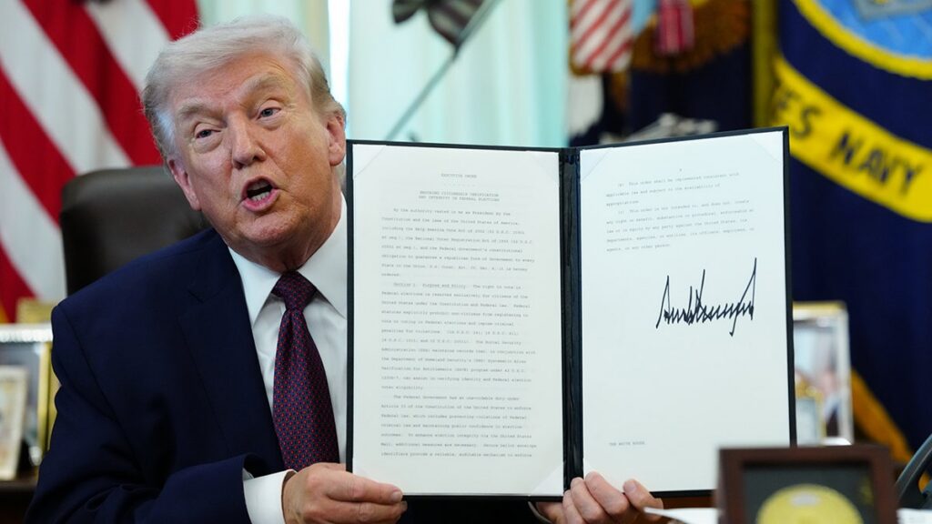 trump-voting-eo.jpgve1tl1