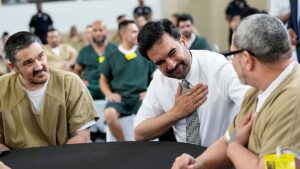 1c66a2db-zohran-mamdani-prisoners.jpgve1tl1