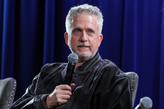 260901-Bill-Simmons-vsb-2001-f99628.jpg