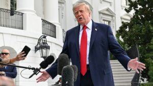 Trump_White_House.jpgve1tl1