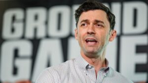 jon-ossoff-speaks-at-a-campaign-event.jpgve1tl1