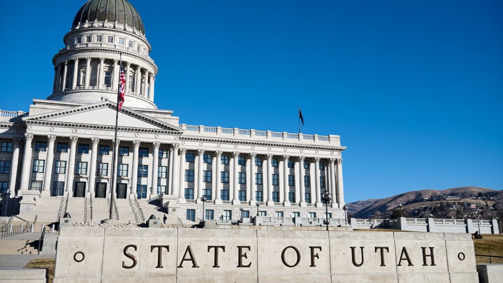 utah-state-capitol.jpgve1tl1