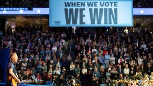 bruce-springsteen-at-a-kamala-harris-rally.jpgve1tl1
