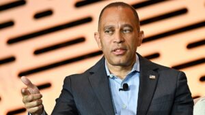hakeem-jeffries-black-journalists-convention-atlanta.jpgve1tl1